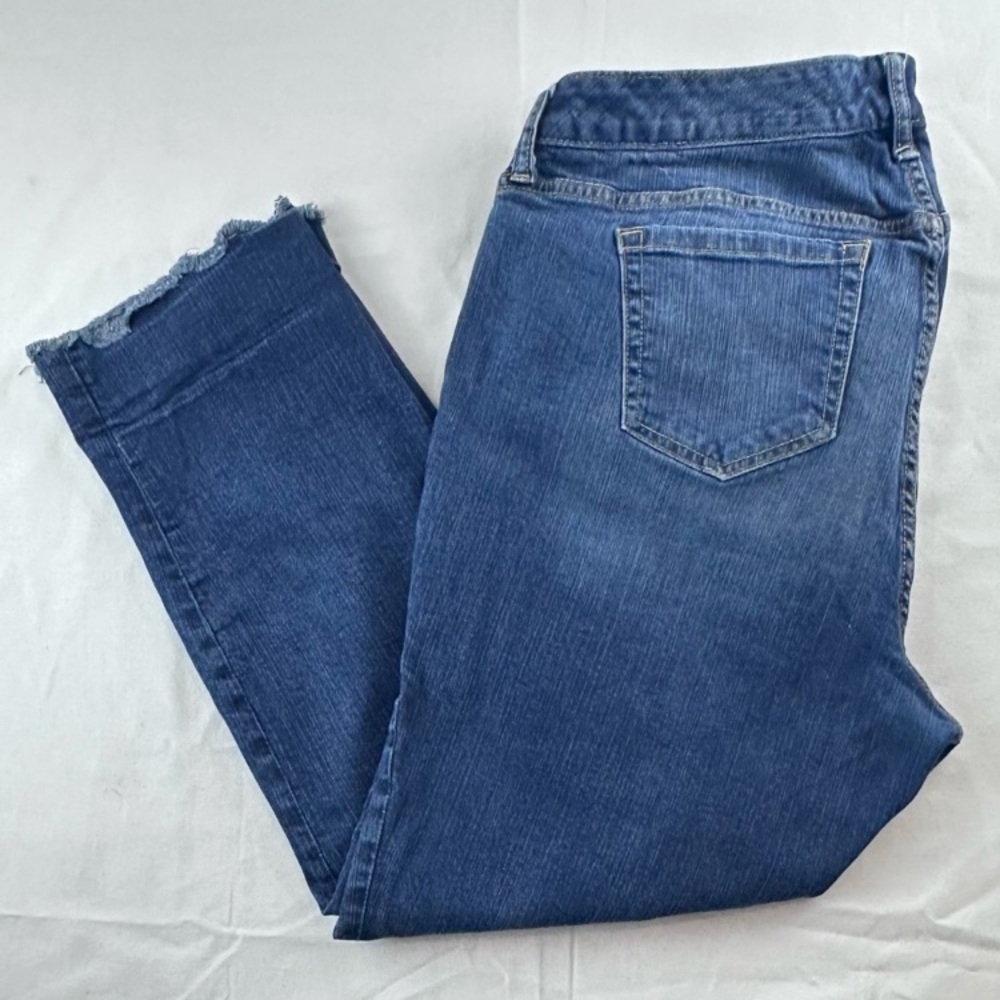 Torrid Womens Size 16 Cropped Jeans Dark Wash Raw Hem Stretch Denim - Picture 2 of 15
